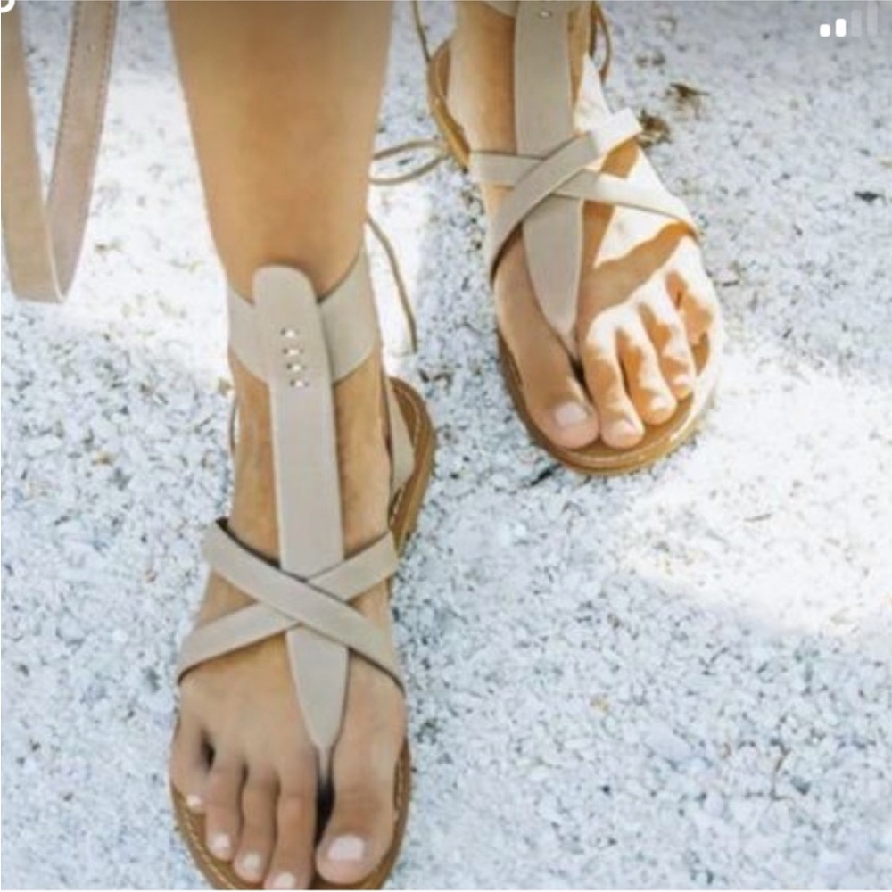 NWOT Oasis Society Gladiator Sandals Purchased online at Vici